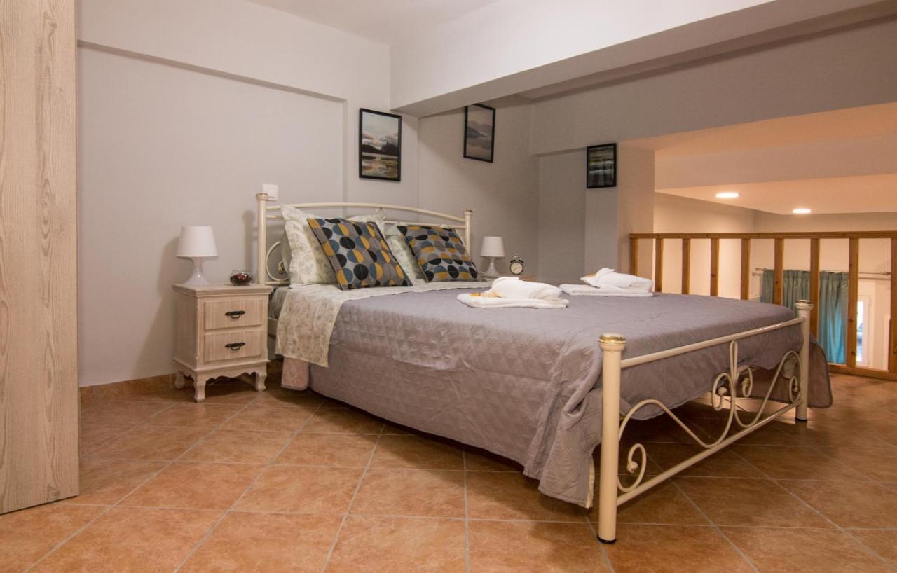 Loft Renovated Flat 5' From The Old Town Corfu Apartman Corfu  Kültér fotó