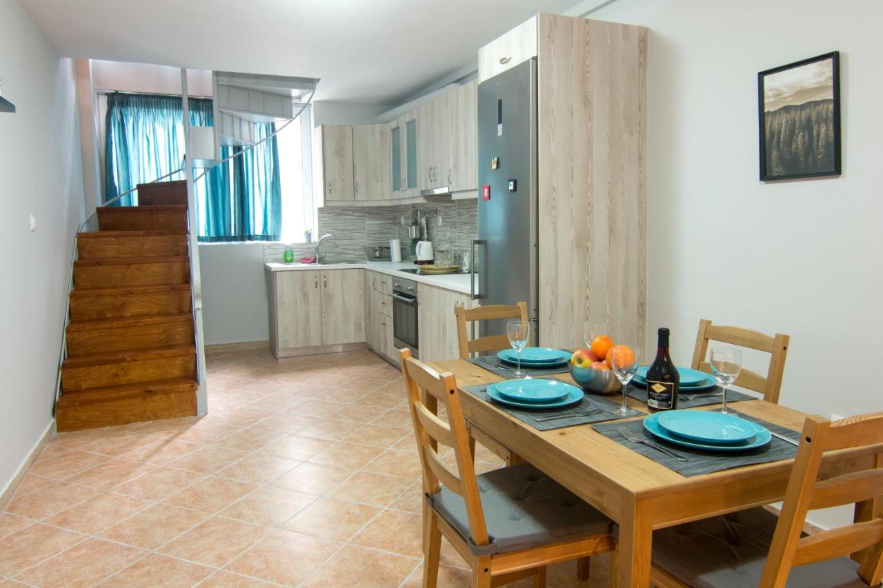 Loft Renovated Flat 5' From The Old Town Corfu Apartman Corfu  Kültér fotó